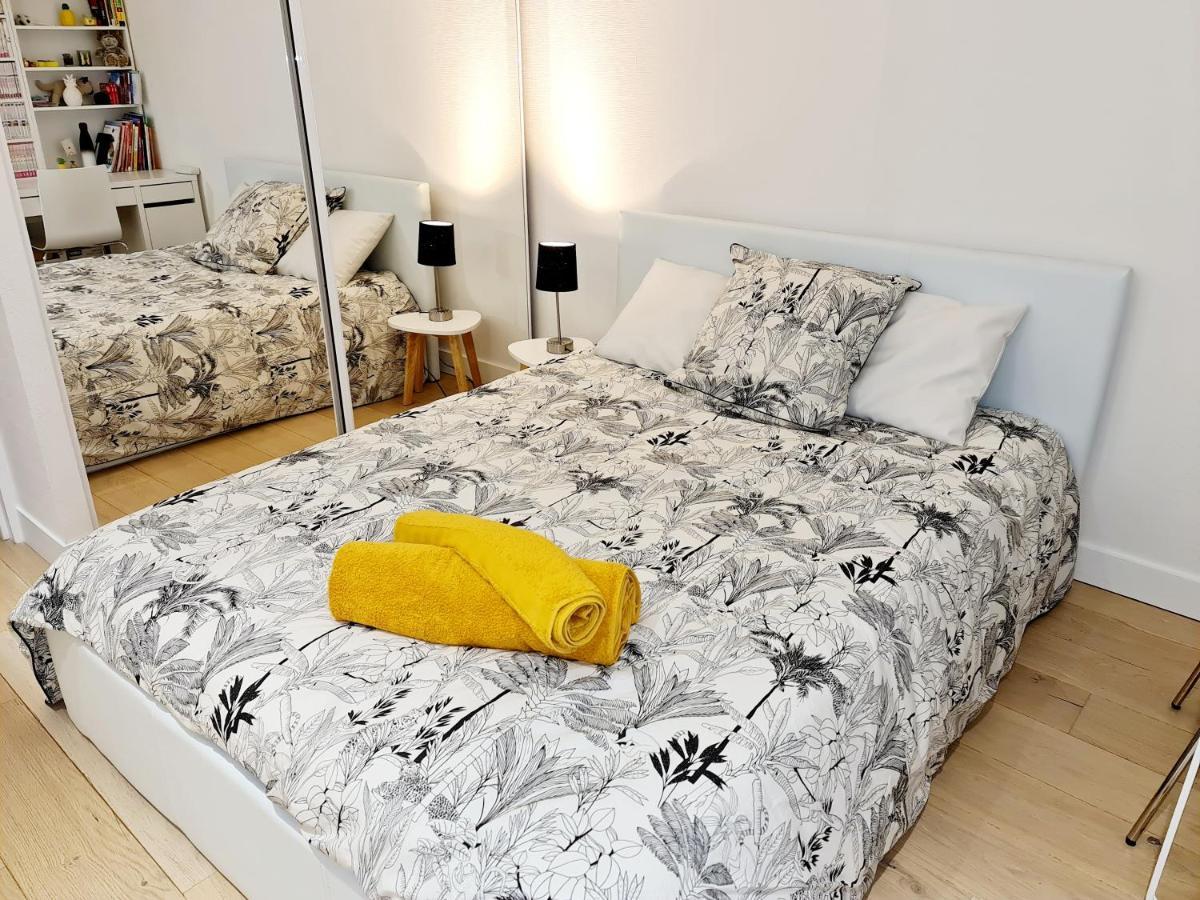 Chambre, Salle De Bain Et Salon Prive - Paris La Defense بيتّو المظهر الخارجي الصورة